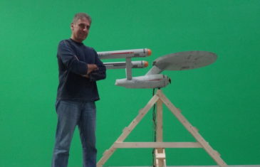 Alec Peters on the set of Axanar / photo credit Eric Mark / Recursor.TV