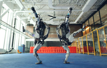 Dancing robots from Boston Dynamics - story on Recursor.TV
